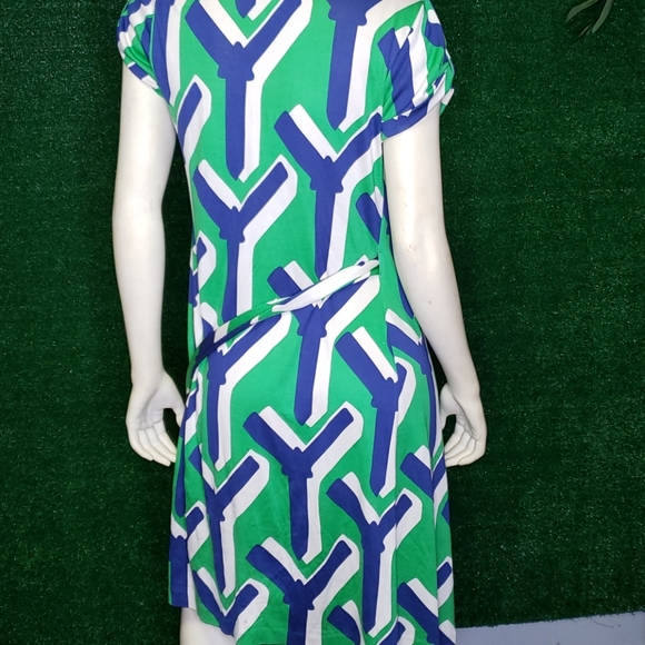 Vintage Diane Von Furstenberg iconic wrap dress - Picture 6 of 6